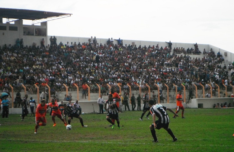Estádio Tiberão, em Floriano, é um dos palcos da Série B do Piauiense