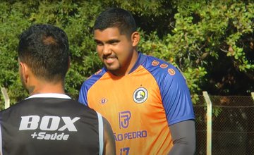 Matheus, goleiro do Corisabbá (Foto: Foto: Nova TV Floriano)