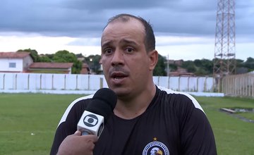 Toninho Pesso, técnico do Corisabbá (Foto: Rede Clube)