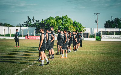 Treino no Estádio Tiberão